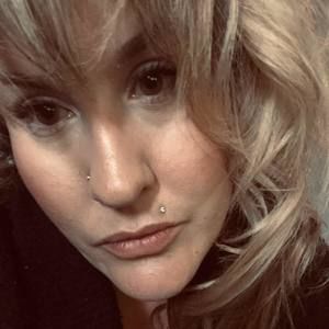 Meet your Posher, Nickie